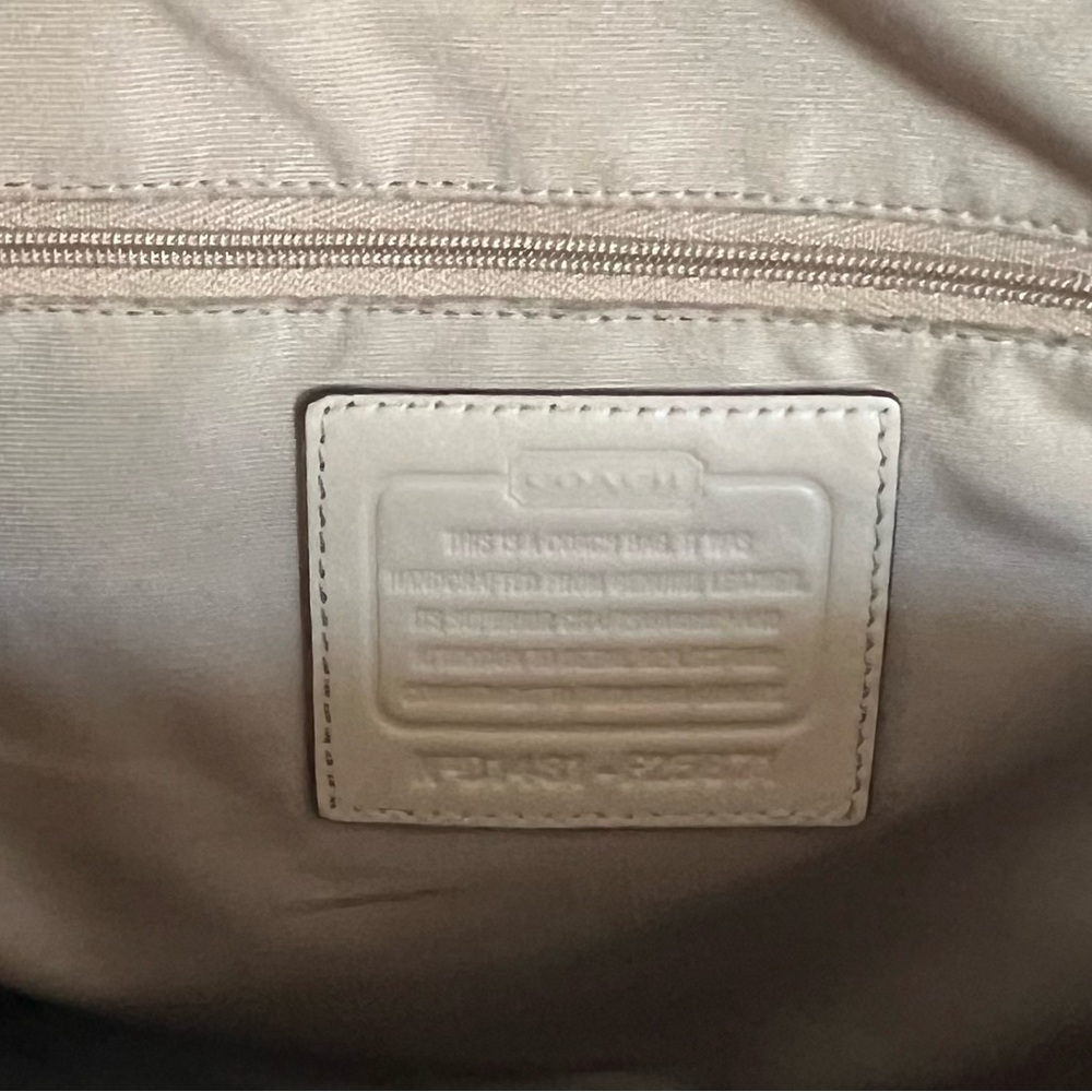 Coach Peyton Domed Satchel - Picture 2 of 10